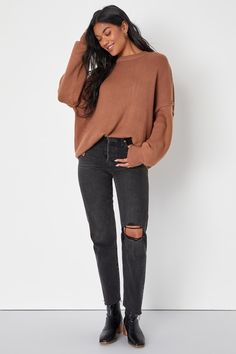 You'll love every minute you spend bundled up in a cute and comfy look like the Lulus Coziest Option Brown Oversized Pullover Sweater! Medium-gauge ribbed knit shapes this coveted sweater that features a crew neckline and long sleeves with drop shoulders and fitted cuffs. The trendy, oversized silhouette finishes at a notched hem. Contrasting ribbed knit accents the neckline, cuffs, and hem. Fit: This garment fits true to size. Length: Size medium measures 25" from shoulder to hem. Bust: Great f Oversized Pullover Sweaters, Lulu Fashion, Sweater Oversized, Oversized Pullover, Oversized Silhouette, Brown Sweater, Oversized Sweater, Pullover Sweater, Crew Neck Sweater