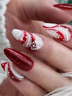 red Christmas nails: shimmery red with swirls and snowflakes Bold Christmas Nails, Christmas Nail Design Ideas, Christmas Nails 2023 Red, Cristmass Nails 2023, Chrisrmas Nails, Cristmass Nails 2024, Red Glitter Christmas Nails, Red Nail Art Ideas, Red And White Christmas Nails