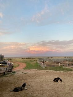 Living On A Ranch Aesthetic, Western America, Texas Lifestyle, Country Friends Aesthetic, Texas Country Aesthetic, Living On A Ranch Country Life, Rodeo Life Country Living, Horse Back Riding Aesthetic Western, Southern Aesthetic