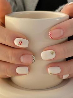 Short Christmas Nails, Unghie Sfumate, Christmas Nails Easy, Minimal Nails, Casual Nails