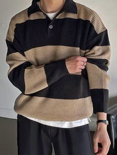 Warm Color Outfits Men, Xl Shirt Outfit, Mens Sweater Aesthetic, Men’s Turtleneck Outfit, Mens Clothing Styles Fall, Sweater Men Outfit, Collared Sweater Outfit, Crew Neck Sweatshirt Men, Turtle Neck Outfit