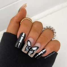 Nails Images, Horror Nails, Holloween Nails, Spring House, Halloween Acrylic Nails, Wow Nails, Punk Nails, Edgy Nails, Goth Nails