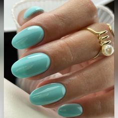 Short Iridescent Aqua Color Mani. They Make Your Hands Look Like A High-End Mani! Bundle And Save! Life Activities, August Nails, Teal Nails, Solid Color Nails, Nail Sets, Vacation Nails, Salon Style, Soft Gel