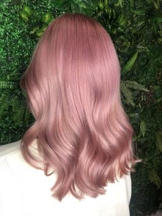 Pearly Pink Hair, Dusty Light Pink Hair, Cool Pink Hair, Pink Beige Hair, Ash Pink Hair, Cool Tone Pink Hair, Ash Pink Brown Hair Korean, Ash Pink Hair Korean, Pastel Pink Dark Roots