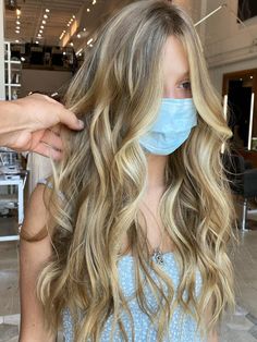 Balyage Long Hair, Summer Blonde Hair, Hair Color Options, Golden Blonde Hair, Dyed Blonde Hair, Strawberry Blonde Hair, Blonde Hair Inspiration, Blonde Hair Looks, Hair Inspiration Color