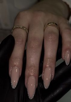 Long Almond Nails, Classy Acrylic Nails, Shiny Nails, Makijaż Smokey Eye, Almond Acrylic Nails, Soft Nails, Pink Acrylic Nails, Neutral Nails, Prom Nails