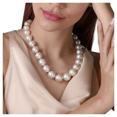 The South Sea pearl choket necklace 27 pearls smoothly graduated from18 mm to 14.30 mm The lengthe of the necklace is 49 cm, the total weight is 130 gram Hand Beaded Bag, Pearl Bag, Beaded Bag, Pearl Choker Necklace, Sea Pearl, South Seas, South Sea Pearls, Sea Pearls, Pearl Choker