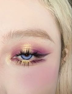 Festival Make Up, Cute Eye Makeup, Smink Inspiration, Ethereal Makeup, Makijaż Smokey Eye, Dope Makeup, Eye Makeup Designs, Creative Eye Makeup