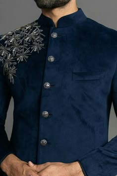 Embroidered Sherwani For Men, Sangeet Dress For Men, Prince Suit For Men, Indowestern Outfits For Men, Engagement Suits, Indian Wedding Suits Men, Prince Suit, Suit For Men Wedding, Indowestern Sherwani