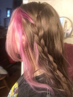 One Strand Of Color In Hair, Pink Hair Brown Hair, Pink Underdye Hair, Highlights Pink Hair, Brown Pink Hair, Brown To Pink Balayage, Pink Peekaboo Hair, Brown And Pink Hair