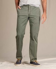 Details All work and no play make twill a dull fabric. So we jacked up these khakis with fresh threads and an updated fit for all day/every day versatility. Our #1 Mission Ridge Pant is comfortable thanks to organic cotton, rugged thanks to polyester, and a dash of spandex stretch keeps things limber. Our regular fit is somewhere between slim and relaxed, but never clingy or baggy. "Perfect" is what we're going for. Moisture-wicking UPF 40+ Comfort stretch Welted back pockets Regular fit 32" ins All Work And No Play, Mens Sleeve, Sustainable Gifts, Media Chest, Small Chest, Toad, Ethical Fashion, Recycled Cotton, Casual Style