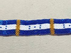 Honduran Flag, Honduras Flag, Flag Bracelet, Seed Beads Bracelet, Crown Earrings, The Flag, Crafts Ideas, Beads Bracelet, Perler Beads