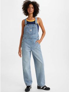 14.2 ounce These Vintage Denim Overalls have all the familiar features you love that create an authentic look from top to bottom. Better with age and wear, this classic workwear essential has already become our closet staple to transition through the seasons. Vintage-inspired overalls Adjustable straps Multiple pockets for storage Baggy Overalls, Women's Overalls, Classic Workwear, Michael Kors Shop, Overalls Vintage, Levis Outfit, Vintage Overalls, Workwear Essentials, Salopette Jeans