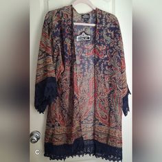 Size Large Kimono Coverup Yukata Open Front Lace Floral Print Paisley Peint Fall Luxury Contemporary Boho Bohoemian Office Work School Baroque Bohemian Fall, Luxury Contemporary, Print Kimonos, Office Work, Kimonos, Paisley Print, Front Open, Fall Colors, Lace Front