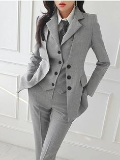 Chic Business Outfits, Elegant Vest, Blazer Suit Women, Long Sleeve Suit, Vintage Suit, Office Suit, Exude Confidence, Formal Suit, Business Pants