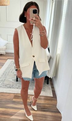 Summer Outfits Office, Look Shorts, Mum Fashion, Look Chic, Outfits Casuales, Moda Fashion