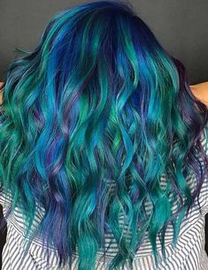 25 Mesmerizing Mermaid Hair Color Ideas Dark Mermaid Hair, Mermaid Hair Color Ideas, Peacock Hair Color, Blue Mermaid Hair, Blue Hair Color Ideas, Pastel Blue Hair, Mermaid Hair Color, Peacock Hair, Hair Colorful