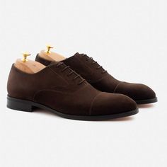 Dean Oxfords - Suede – Beckett Simonon Oxfords Outfit, Jodhpur Boots, Brogue Boots, Suede Oxfords, Boot Pulls, Side Zip Boots, Leather Company, Dressy Fashion, Elegant Shoes