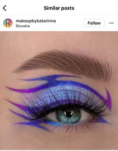 Grafic Eyeliner Makeup, Colorful Graphic Eyeliner, Blue Purple Eyeliner, Colorful Graphic Liner, Very Easy Makeup, Purple Graphic Liner Looks, Lilac Graphic Liner, Smokey Makeup