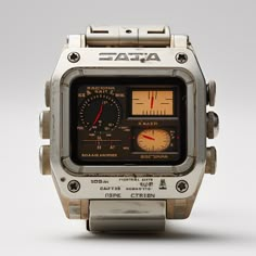 Casio Vintage Watch, Retro Gadgets, Retro Watches, Retro Futuristic, Vintage Electronics, Cool Technology, Stylish Watches, Analog Watch, Cool Tech