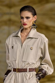 fashion trends spring 2024 Spring Fashion Uk, Vogue Spring, Vogue France, 2024 Fashion Trends, Fashion Silhouette, Fashion Week Runway, Spring Fashion Trends