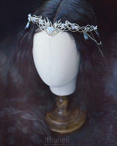 • Moonchild • Crown yourself with moonlight and stardust ✨ #fantasyfashion #crown #nightcourt #fairycore #darkfantasy #ethereal #lordoftherings #wearableart #weddingcrown Silver Moon Crown, Fantasy Head Piece, Fantasy Crown Aesthetic, Fantasy Crown Art, Ethereal Headpiece, Moonstone Tiara, Ethereal Accessories, Fantasy Tiara, Moon Headpiece