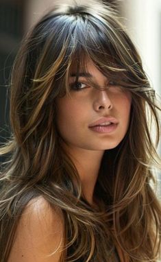 A Layered Haircut, Subtle Layers, Rambut Brunette, Haircuts For Long Hair With Layers, Layered Haircuts For Medium Hair, Long Layered Haircuts, Layered Haircut