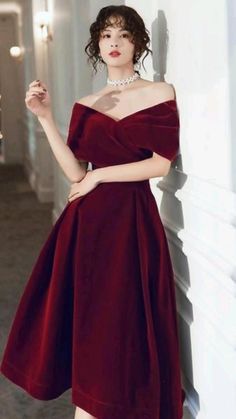 Tea Length Homecoming Dresses, Sukienki Maksi, Baju Kahwin, Formal Fashion, 파티 드레스, Red Dresses Classy, Short Prom Dress, Red Prom Dress