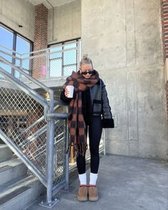 Nyc Winter Outfits, Chicago Outfit, Look Boho Chic, Nyc Outfits, Colorado Outfits, New York Outfits, Winter Fashion Outfits Casual, Outfit Chic