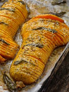 grilled corn on the cob with herbs and seasoning