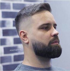 Stile Pin Up, Beard Ideas, Beard Suit, Beard Cuts, Mens Hairstyles With Beard, Beard Haircut, Beard Fade, Men's Short Hair, Beard Hairstyle