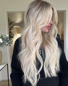 Lived In Bright Blonde, Bright Dimensional Blonde, Dimensional Blonde Highlights, Seamless Blonde, All Over Blonde, Pregnancy Hairstyles