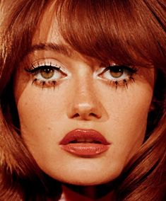 Hippie Makeup, Look Disco, 60s Makeup, Ella Purnell, Retro Makeup, New York Magazine, Vintage Makeup