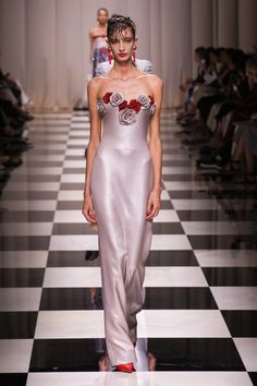 Giorgio Armani Dress, Fall 2023 Couture, 2023 Couture, Armani Fashion, Armani Dress, Collection Couture, Paris Couture, It Bag, Gareth Pugh