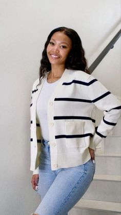 Want to look chic but keep things casual? Chic striped wool jacket, white top and a pair of jeans! #casual #ootd #elegant #classy Classy Dressing, Networking Outfit, Smart Casual Work, Smart Casual Work Outfit, Corporate Fashion, Office Outfits Women, Corporate Outfits