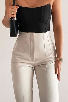 Mode Casual, Stylish Work Outfits, Professional Outfits, Business Casual Outfits, Mode Inspiration, Business Outfits, High Waisted Trousers, White Pants