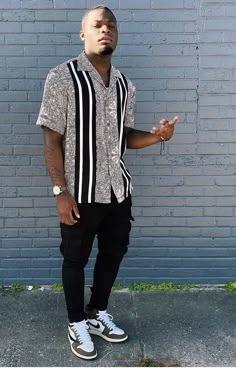 New Trend Outfits For Men, Dressy Outfits Men Classy, Athleisure Outfits For Work Men, Upscale Casual Men, Men Outfit For Concert, Date Night Outfit Summer Men, Black Man Date Night Outfit, Grown Man Outfits Men Styles, Nova Men Outfits