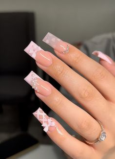 Nails Inspo Valentines, Valentines Nails Ideas, Nails White French Tip, Nails White French, Fake Nails White, Classy Nail, Nails And Spa