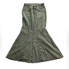 Brand New In Perfect Condition. J5-1223 Cheap Retro Medium Wash Skirt, Long Denim Skirt Star, Cheap Y2k Denim Skirt With Pockets, Low Waisted Hippie Skirt, Emmiol Skirts, Long Jean Star Skirt, Cheap Vintage Skirt In Medium Wash, Fitted High Rise Washed Skirt, 2009 Skirt