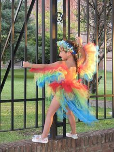 Pajarito de colores Custom Kids, Fancy Dresses, Costume Design, Minecraft, Hip Hop, Ballet, Textiles, Halloween, Dresses