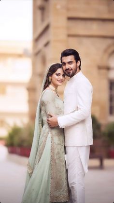 Leena Asad, Engagement Couple Dress, Elegant Bridal Dress, Couple Dps, Couples Pics, Minal Khan, Prince Coat, Wedding Dress Types, Desi Wedding Dresses