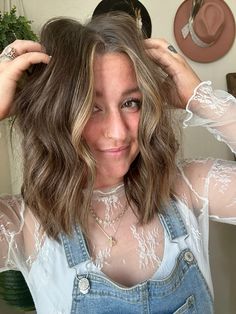 Follow for everyday hair + beauty ideas! ♡︎ IG + TT: @theohiogirljaz 

Short hair, short hair styles, short hair tutorial, short hair curls, waves on long hair, long beachy hair, brown balayage on short hair, brunette short hair, hair wave tutorial, beachy wave tutorial, lob hair styles, short hair style, how to style long hair, lob haircut, lob hair style, hair for summer, hair for fall, hair for spring, hair for winter, hairstyles for winter, cute hairstyles for winter, trendy hair styles, trendy hair, brunette hair, lived in brunette, brunette balayage, chocolate brown hair, all over brown hair, fall hair, rich brown hair, dimensional brunette Rich Brown Hair, Beachy Hair, Chocolate Brown Hair, How To Curl Short Hair, Lob Haircut, Lob Hairstyle, Brown Balayage, Short Hair Balayage, Short Hair Tutorial