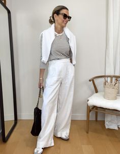 Linen Pants - Her Fashioned Life Capsule Packing, Style Linen Pants, Wide Leg White Linen Pants, Building A Wardrobe, Khakis Outfit, Linen Pants Outfit, Spring Capsule