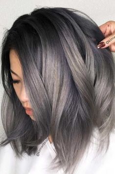 Charcoal Hair, Ash Brown Hair, Short Hair Balayage, Trendy Hair Color, Penteado Cabelo Curto, Grey Hair Color, Short Blonde Hair, Dark Blonde, Long Bob