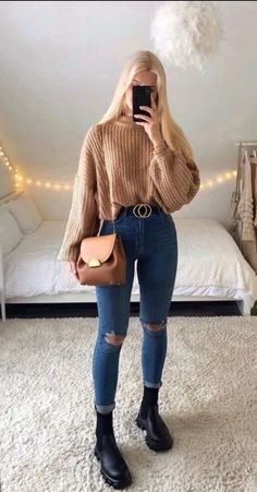 Outfit Botas, Looks Jeans, Stylish Winter Outfits, Winter Fashion Outfits Casual, Cold Outfits, Casual Day Outfits, Looks Chic, Teenage Fashion Outfits