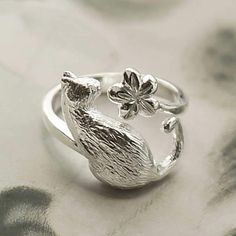 Our Sterling Silver Cat and Flower Adjustable Ring is a fairytale on your finger. It's our cutest ring to date, and a heart-warming gift for anyone in your life. Cat Memorial Jewelry, Silver Rings Simple, Sterling Silver Cat, Cat Ring, Silver Cat, Heart Warming, Cat Memorial, Dangly Earrings, Pearl Gemstone