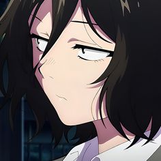 an anime character with black hair and white shirt looking at something in front of him