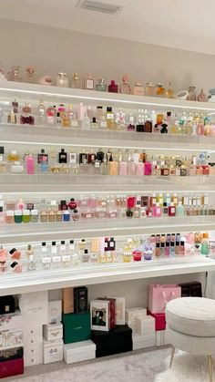 Perfume Wall, Kate Spade Perfume, Dream Closet Design, Perfume Organization, Fragrances Perfume Woman, Perfume Collection Fragrance, Perfume Store, Glam Room