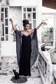 Hey, I found this really awesome Etsy listing at https://www.etsy.com/listing/721471379/dark-grey-boho-kimono-cover-up-boho Urban Witch, Look Kimono, Mantel Cape, Black Wedding Dress Gothic, Boho Witch, Dark Boho, Cape For Women, Mode Hippie, Gothic Wedding Dress