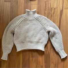 Like New!! Nwot Has Never Been Worn. H&m Casual Beige Sweater, Casual Beige H&m Sweater, Hm Sweater, Colorful Sweaters, H&m, Sweaters For Women, Like New, Cream, Women Shopping